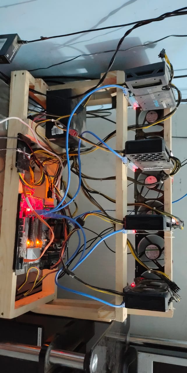 Ethereum mining rig with four 3060 Cards